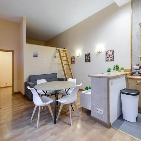 Moderno Y Acogedor Zona El Viso, Apartment