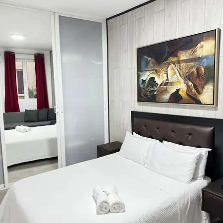 Apartamentos Day Madrid Gran Via Centro Sol Malasana *