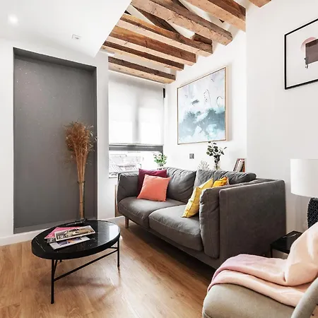 Bright & Cozy -2beds 1bath-tirso De Molina Apartment *
