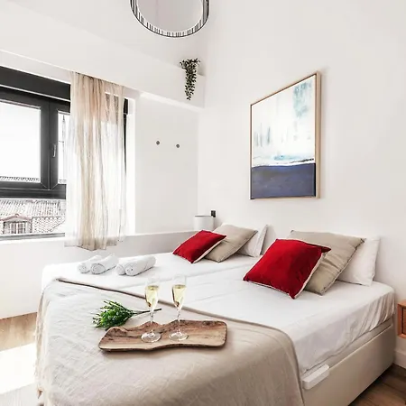 Apartment Bright & Cozy -2beds 1bath-tirso De Molina *