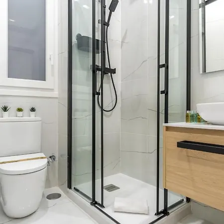 Apartment Stylish Apartment- 1 Bedroom 1 Bathroom -chueca Madrid