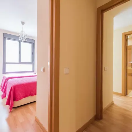 Cosy Bright & 2bd 2bth Salamanca &goya *