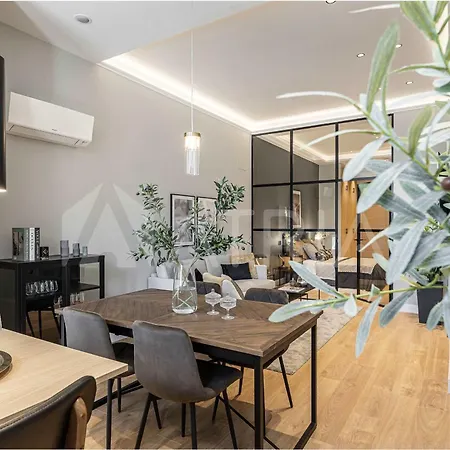 Apartment Flat 5 10m Walk To Bernabeu Real Stadium