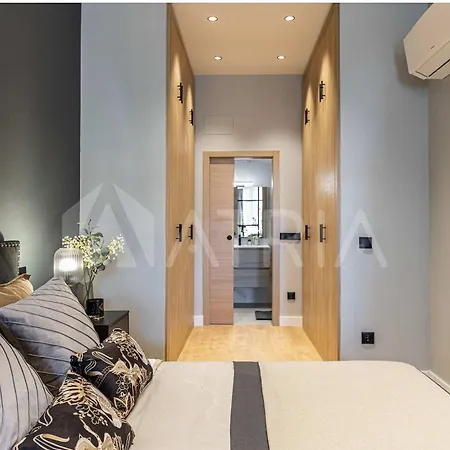 Flat 5 10m Walk To Bernabeu Real Stadium * Madrid