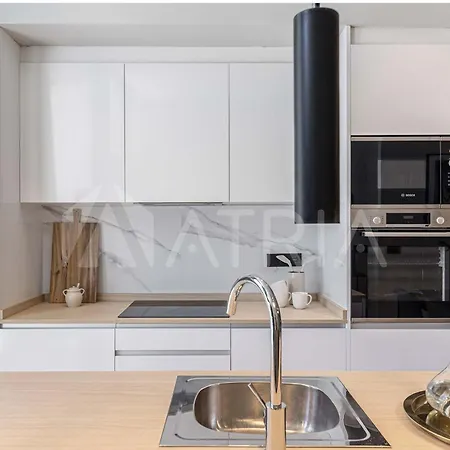 Apartment Flat 5 10m Walk To Bernabeu Real Stadium Madrid