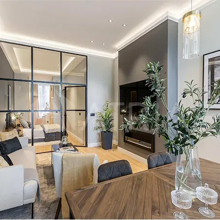 Flat 5 10m Walk To Bernabeu Real Stadium * Madrid