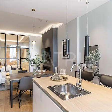 Apartment Flat 5 10m Walk To Bernabeu Real Stadium *