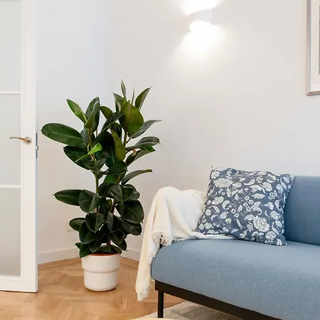 Apartment Claraval - Con Despacho En Chamberi, Madrid