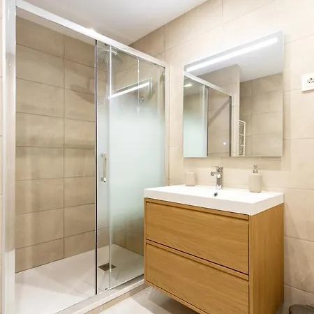 Claraval - Con Despacho En Chamberi, Apartment Madrid