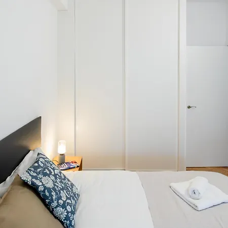 Claraval - Con Despacho En Chamberi, Apartment Madrid