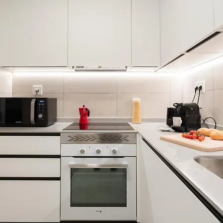 Claraval - Con Despacho En Chamberi, Apartment Madrid