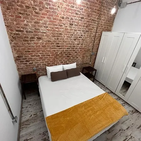 And Quiet Flat In Apartment