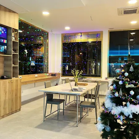 Hostal Unplan *