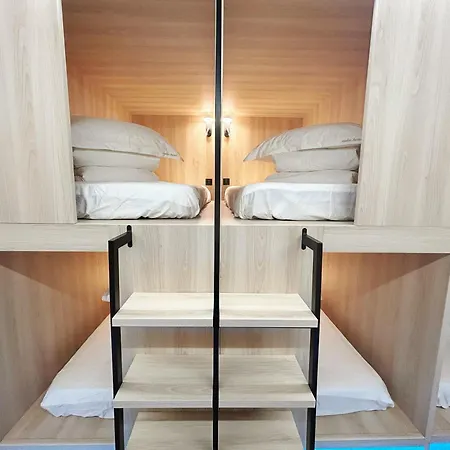 Unplan Hostal