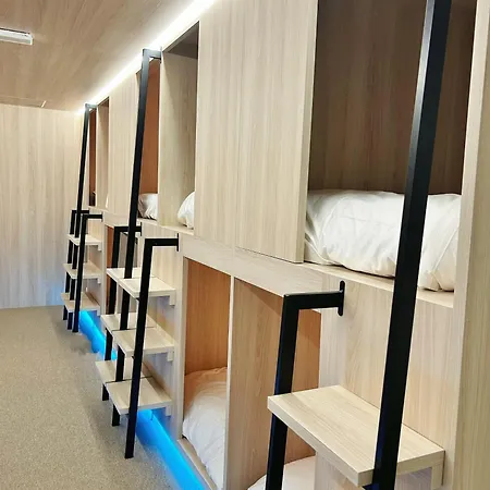 Hostal Unplan *