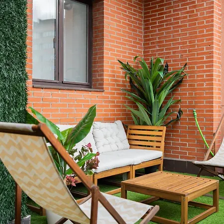 Estudio En Plaza De Espana Madrid