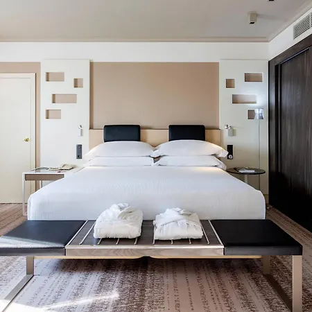 Marriott Auditorium & Conference Center 4*