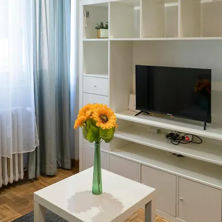 Gran Via Apartment *