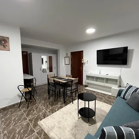 Apartment Mercurio- Barajas 1b *