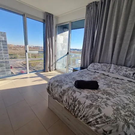 Estupendo Atico En Cuatro Vientos Apartment