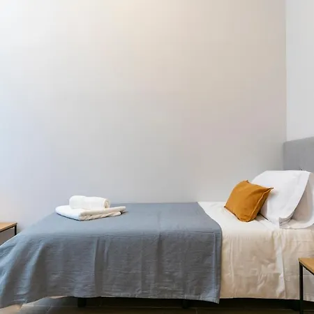 New And Spacious Loft Area Numancia Apartment Madrid