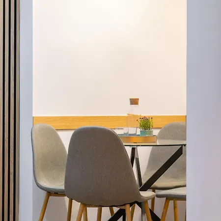 New And Spacious Loft Area Numancia *