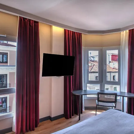 Ibis Styles Centro Maravillas Madryt