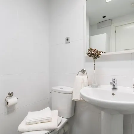 Total Access 4 Person Apartment