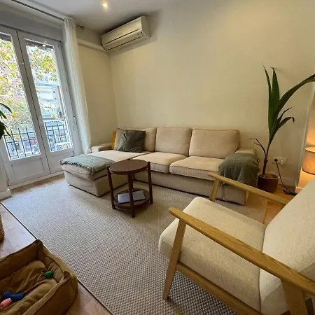 Aura Salamanca 2 Bedroom Flat With Balcony Apartamento