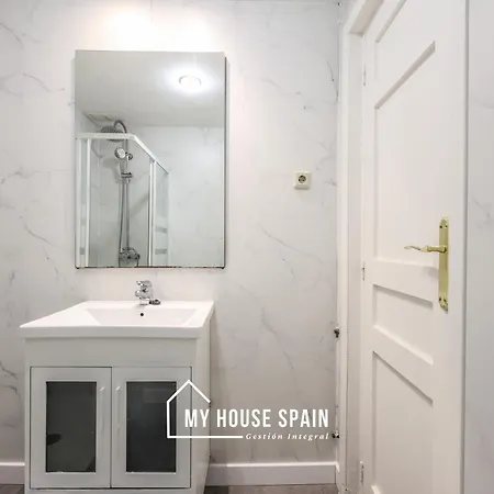 Myhousespain - Great 6 Pax Center Apartment