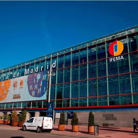 Aeropuerto - Ifema - Wanda - Plenilunio Apartment Madrid