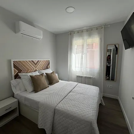 A Estrenar Madrid, Castropol Apartment Madrid