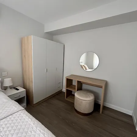 Apartment A Estrenar Madrid, Castropol