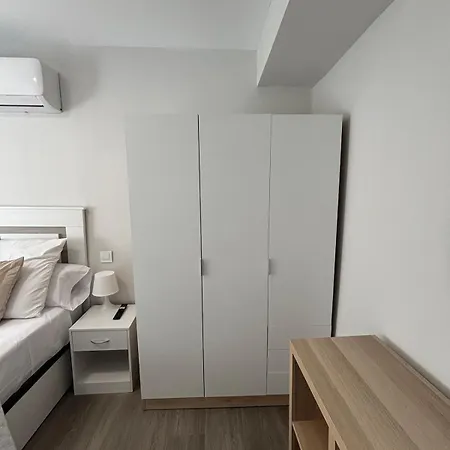 A Estrenar Madrid, Castropol Apartment *