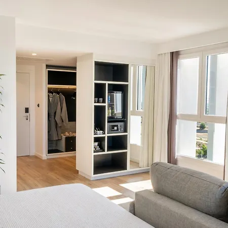 Innside By Melia Valdebebas Hotel 4*