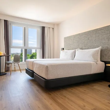 Hotel Innside By Melia Valdebebas Madrid