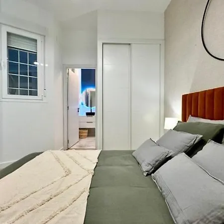 Apartment Modern & Bright Studio