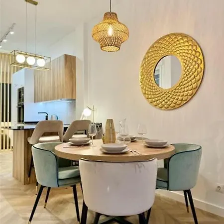 Apartment Modern & Bright Studio