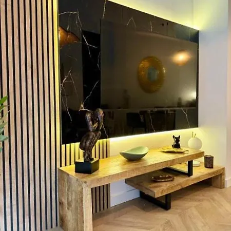 Modern & Bright Studio Madrid