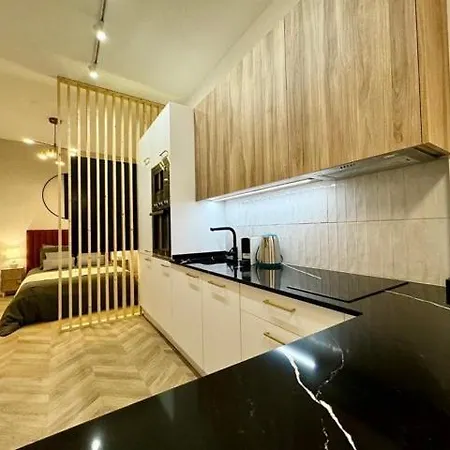 Apartment Modern & Bright Studio