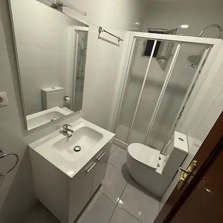 To Vizconde Hotel *