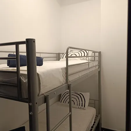 Precioso Local Reformado Apartment Madrid