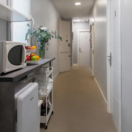 8rooms