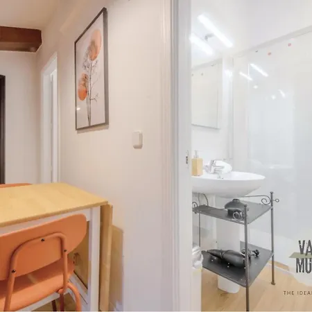 Fashion Design Loft En Calle Carretas-sol 4pax Appartamento *