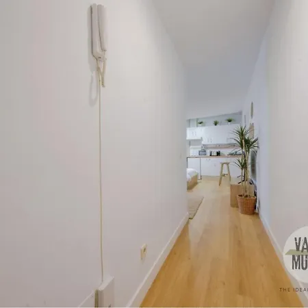Oasis 3 En Sol, Descubre Concepcion Jeronima Apartment Madrid