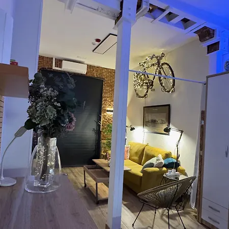 Apartment Centrico. Atocha-lavapies. Nuevo. 100% Equipado. *