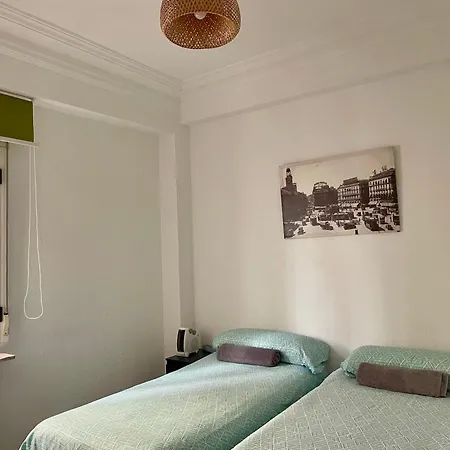 Bed & Breakfast Bnb Retiro Madrid