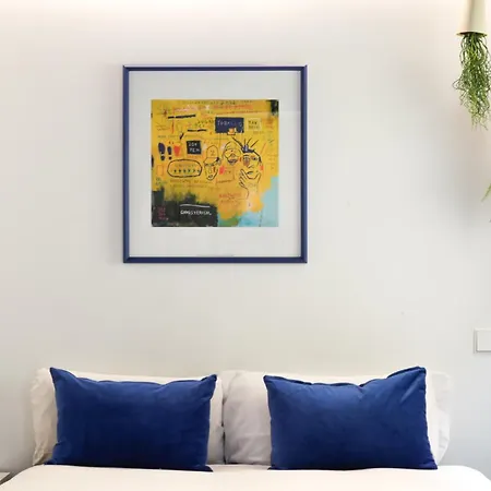 Industrial Loft & Private Courtyard Acacias * Madrid