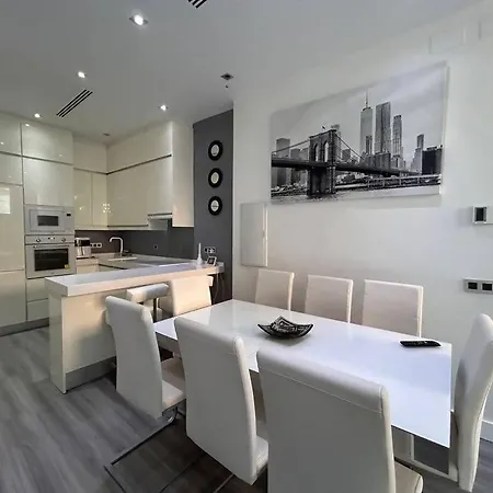 Duplex 8 Personas Con Sauna Jacuzzi Y Cine