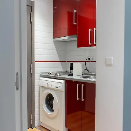 Location Puerta De Alcala Apartment *